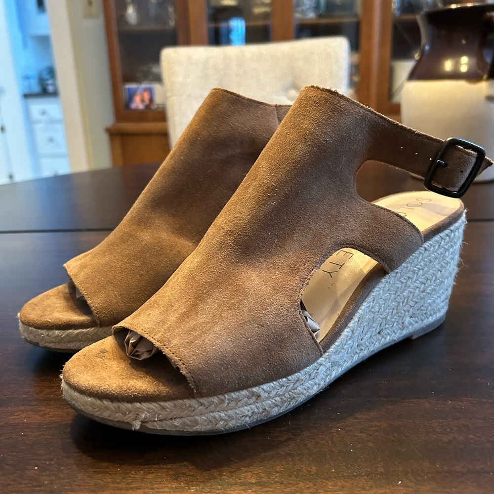 Sole Society Tan Suede Wedge Sandals